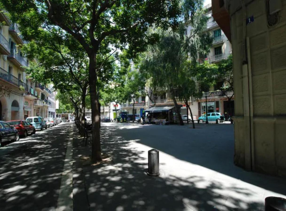 Ramblasrentals Cozy Renovated 2Br With Balcony Lift 20M Rambla - Parking - Wifi Barcelona Kültér fotó