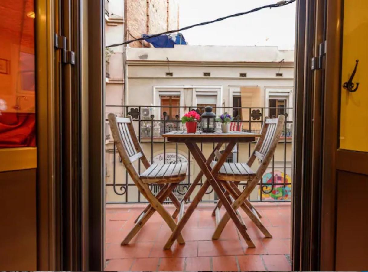 Ramblasrentals Cozy Renovated 2Br With Balcony Lift 20M Rambla - Parking - Wifi Barcelona Kültér fotó